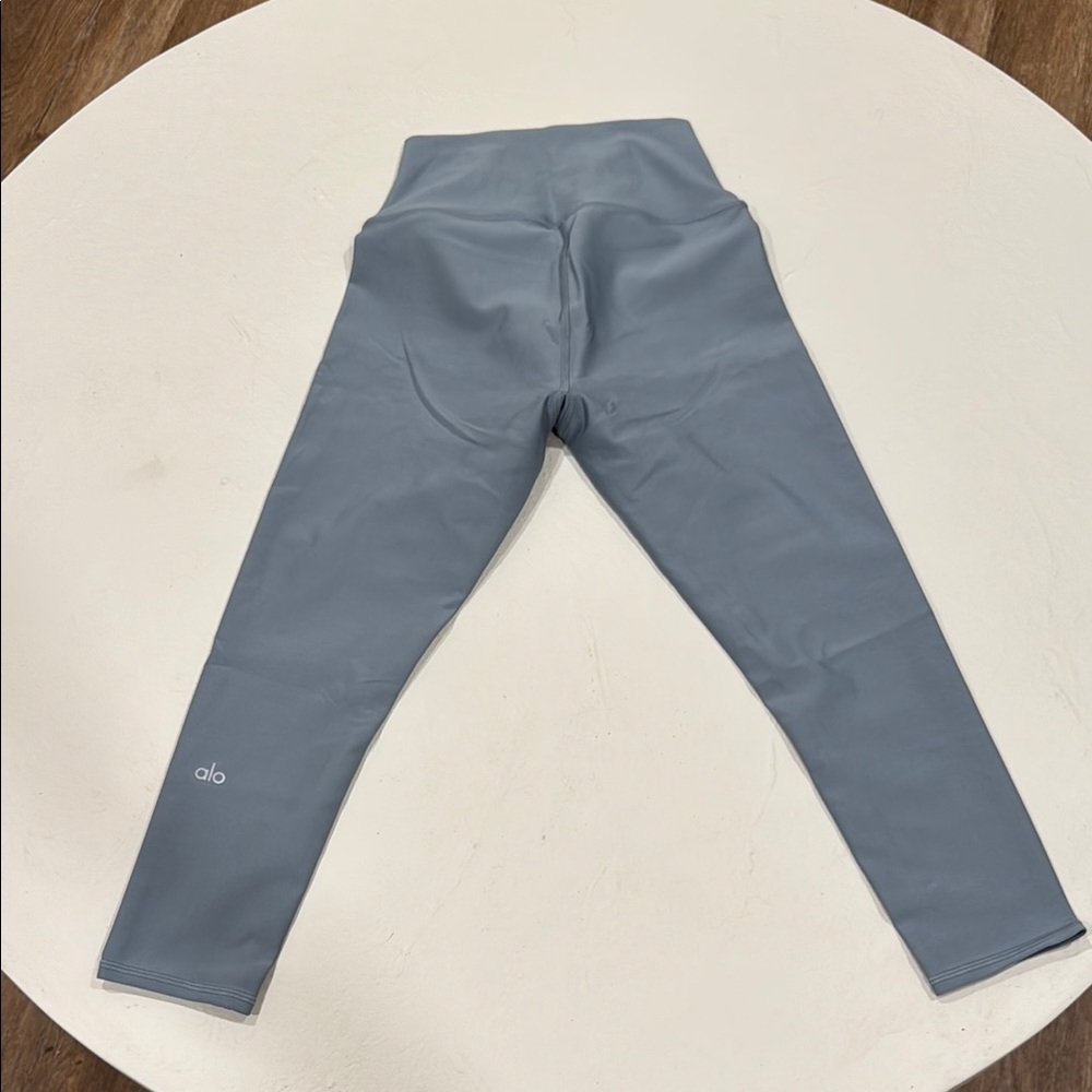 ALO Yoga Blue Leggings Tapered Fit Stretchy Fabric